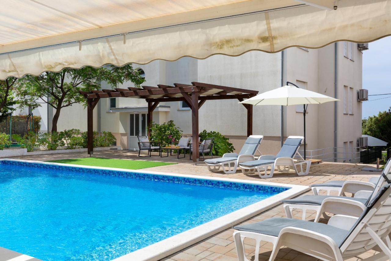 Villa Mirela ペトルチャネ エクステリア 写真
