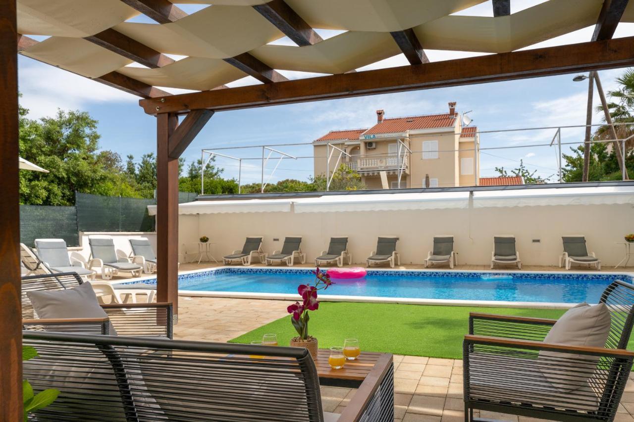 Villa Mirela ペトルチャネ エクステリア 写真