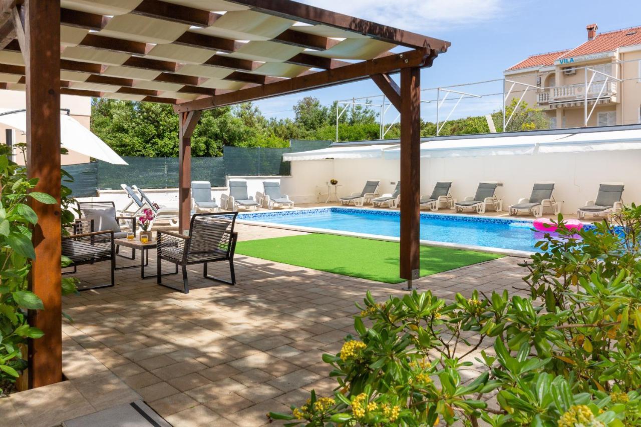 Villa Mirela ペトルチャネ エクステリア 写真