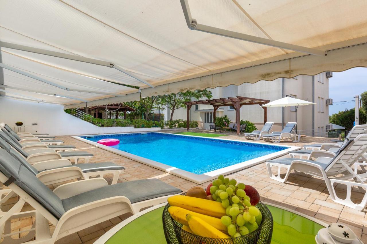 Villa Mirela ペトルチャネ エクステリア 写真