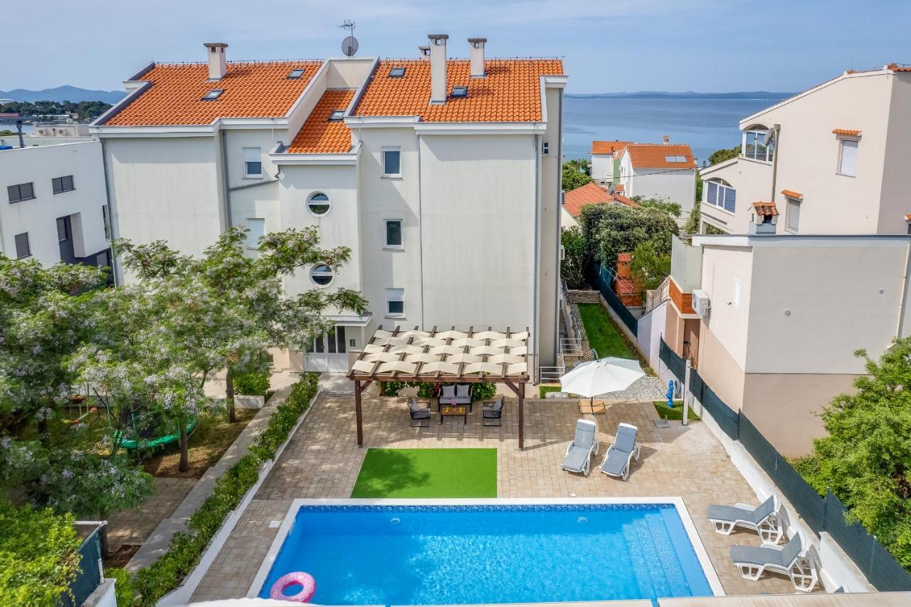 Villa Mirela ペトルチャネ エクステリア 写真