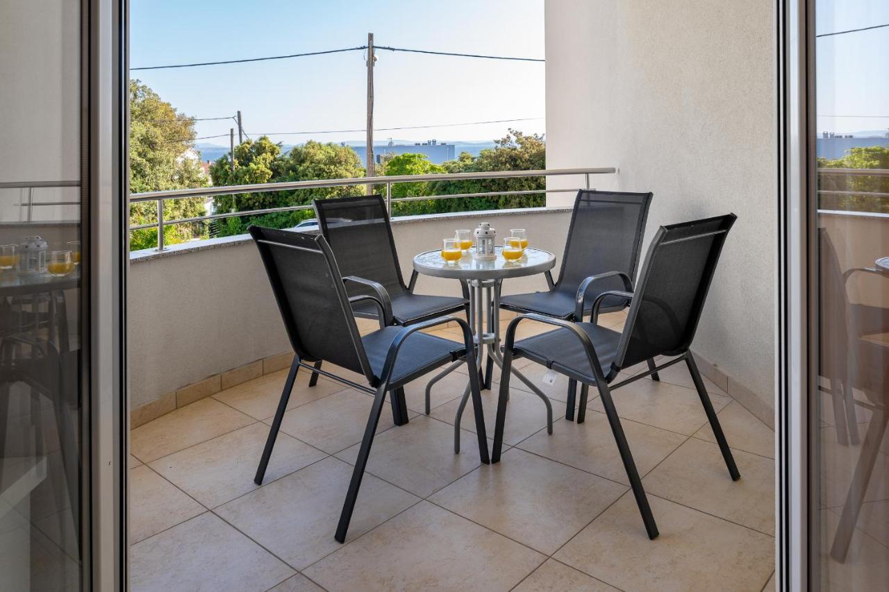 Villa Mirela ペトルチャネ エクステリア 写真